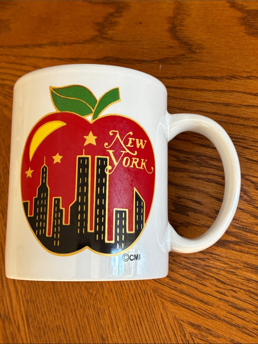 New York Apple Skyline Ceramic Mug - White